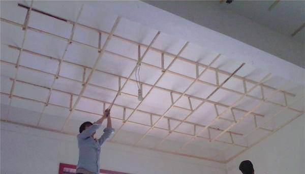 木龙骨吊顶图
