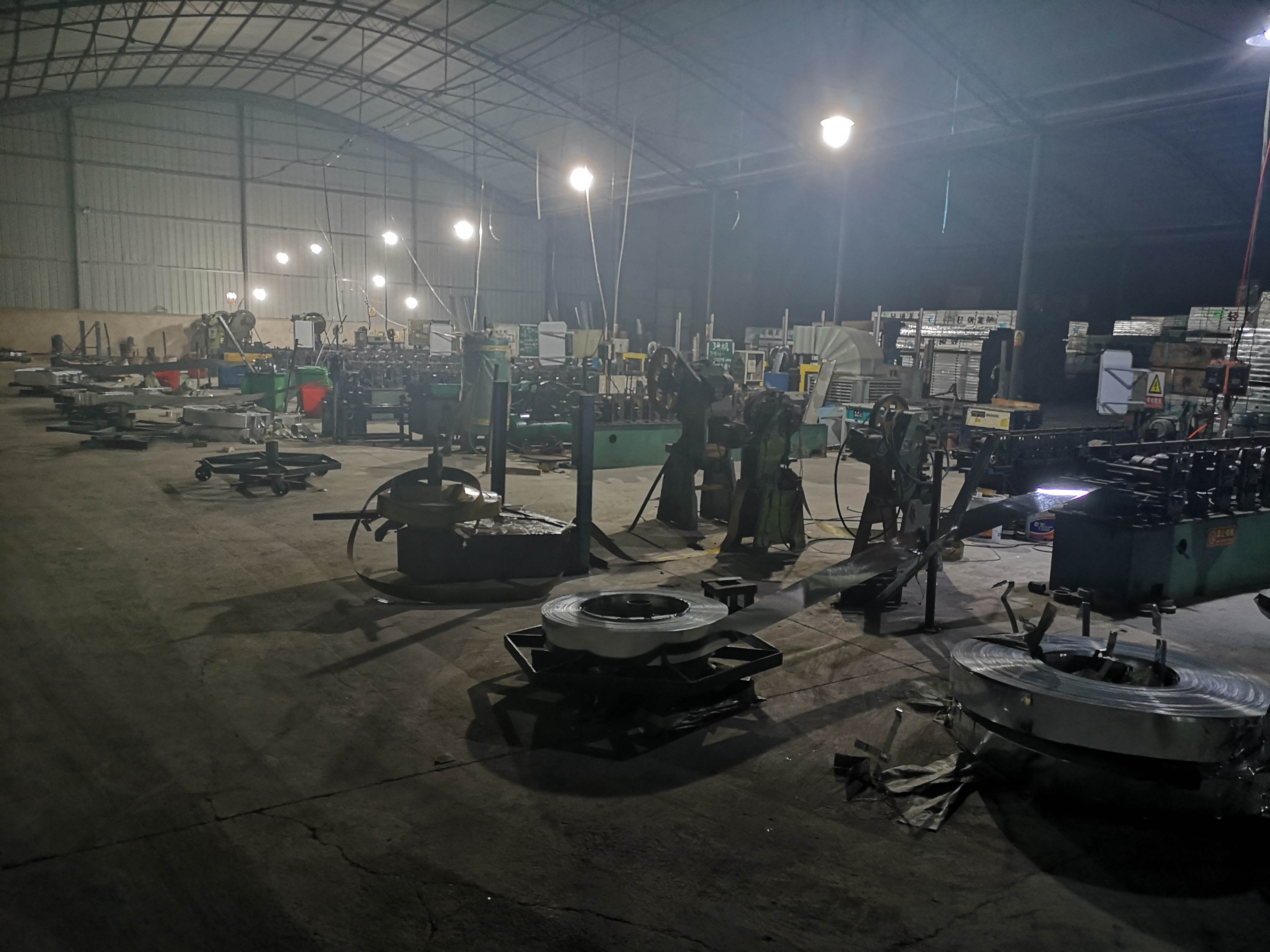 轻钢龙骨车间一角